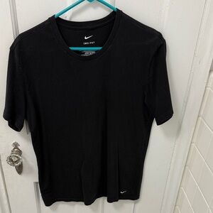 Nike Men's Black Short Sleeve Tee